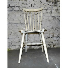 Chaise a barreaux vintage années 70 bois saloon deco rétro cuisine meuble ancien