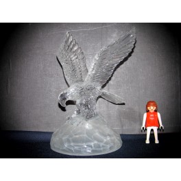 aigle royal statue verre taillé oiseau 