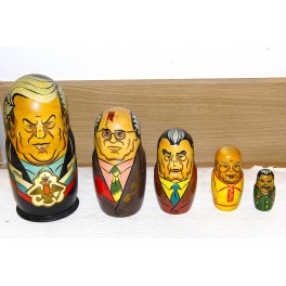 Matriochkas 5 grandes poupées Russie Russe chefs d'état russe 5 pieces poupées gigogne 
