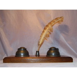 Encrier plumier porte plume les ETAINS de la FONTAINE PARIS objet de bureau et de vitrine antiquité